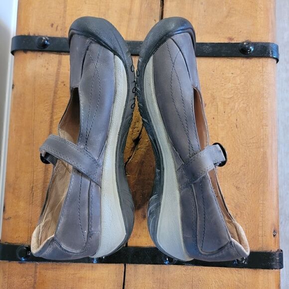 Keen Mary Jane Leather Shoes size 7.5 - Picture 3 of 6
